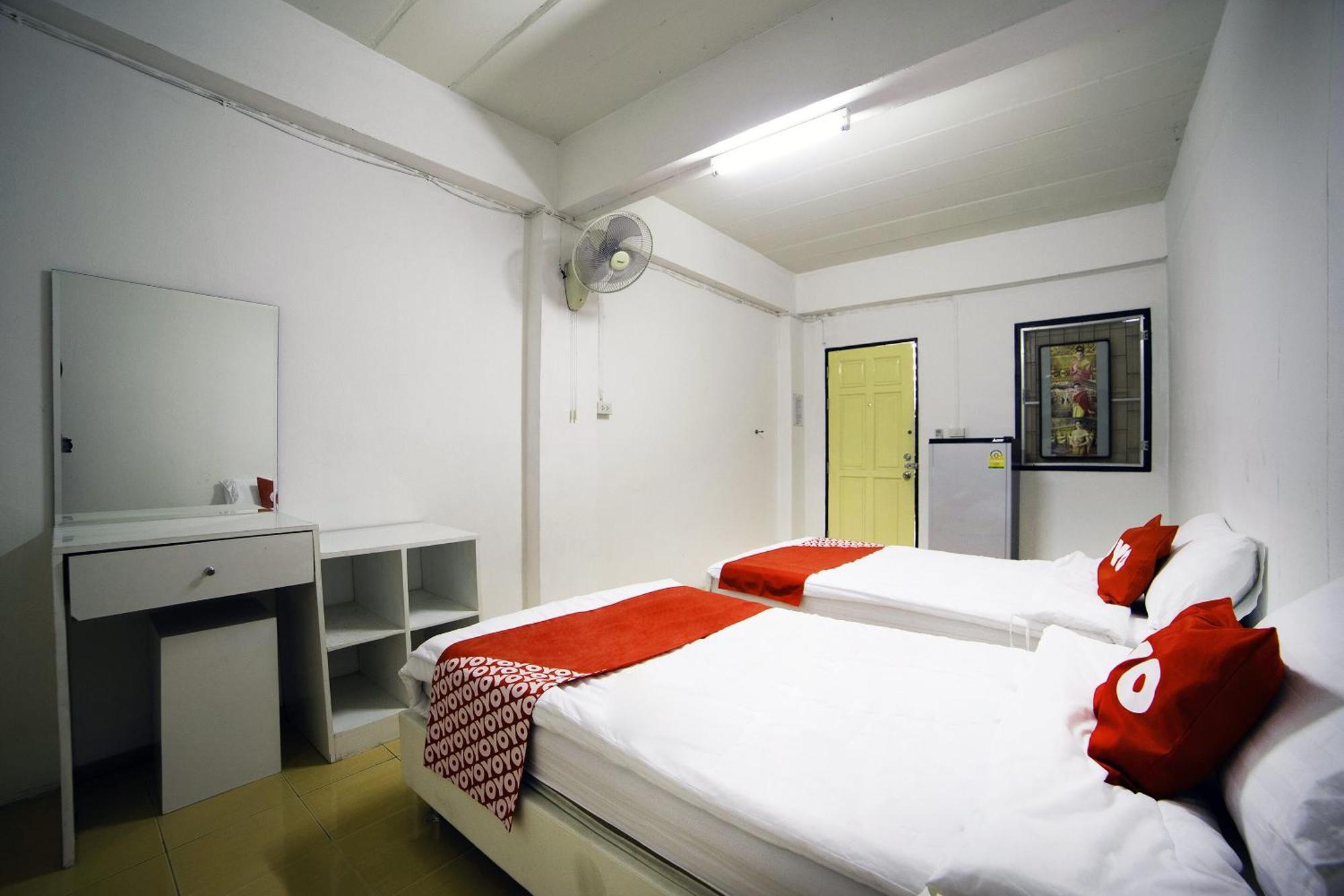 Oyo 560 Chang Hostel Suvarnabhumi Bangkok Exteriör bild
