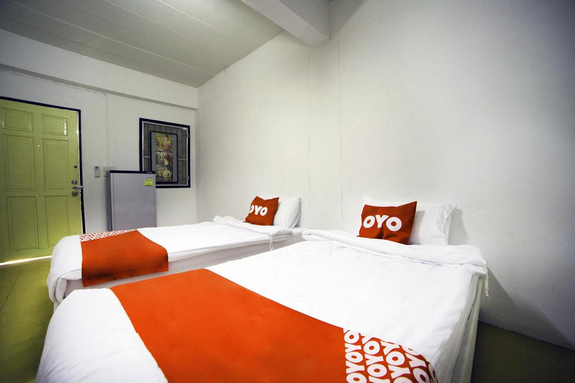 Oyo 560 Chang Hostel Suvarnabhumi Bangkok Exteriör bild