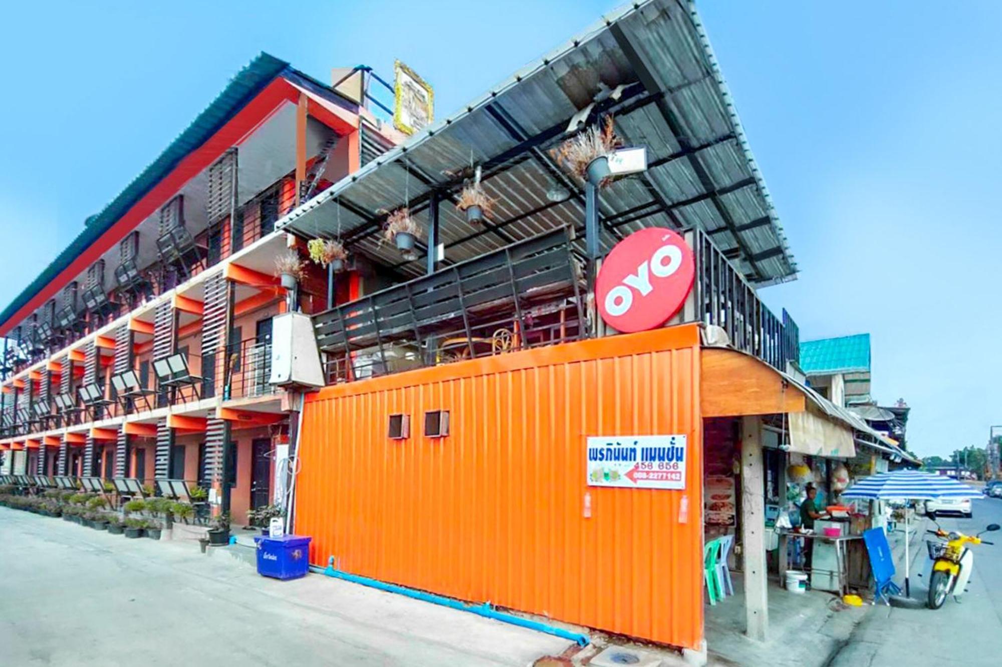 Oyo 560 Chang Hostel Suvarnabhumi Bangkok Exteriör bild