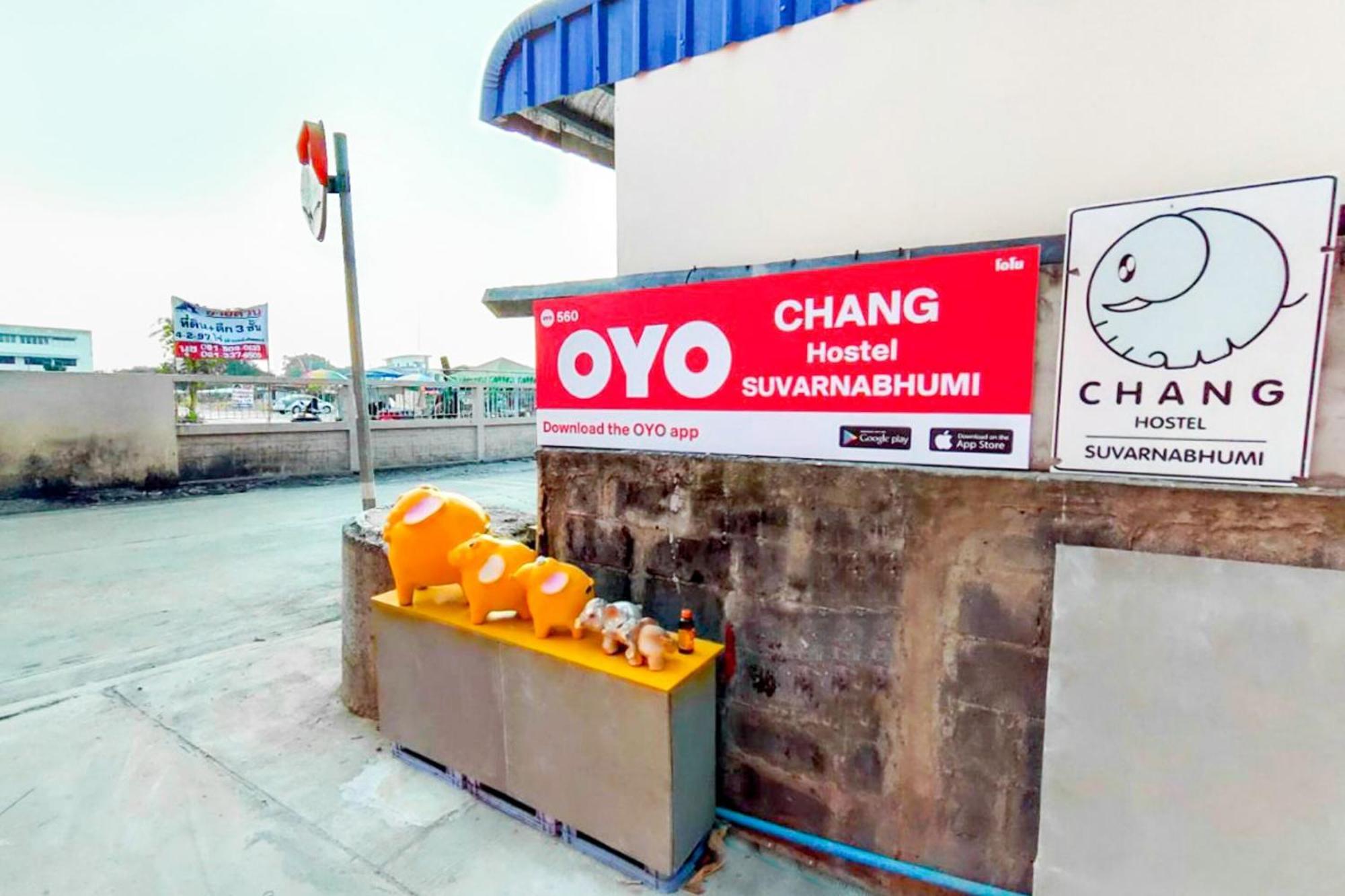Oyo 560 Chang Hostel Suvarnabhumi Bangkok Exteriör bild